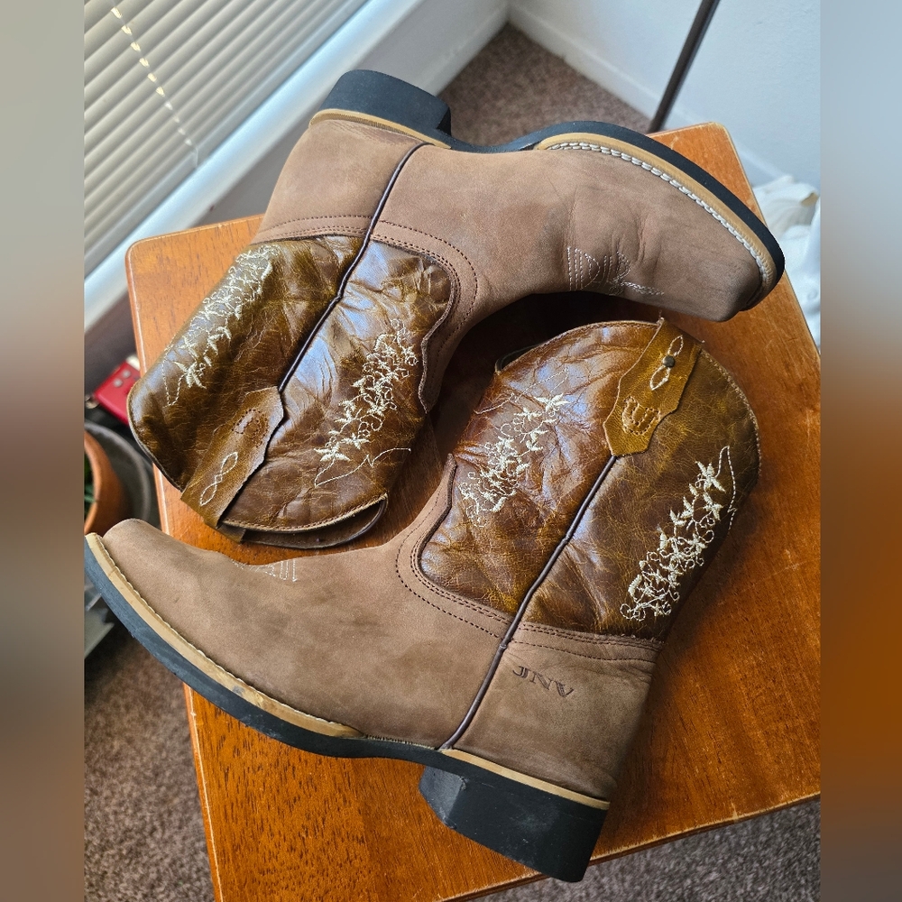 JNV Brown Embroidered Kids Boots, 100% Leather Size 3
